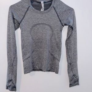 Lululemon Swiftly Tech long sleeve racer length top color slate